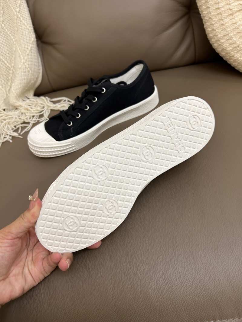 Ch**el sneakers